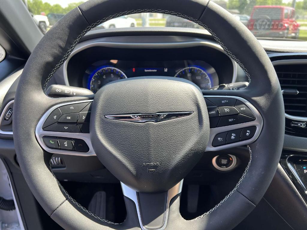 new 2025 Chrysler Voyager car, priced at $38,513
