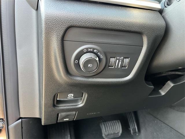 new 2025 Jeep Grand Cherokee L car, priced at $49,783