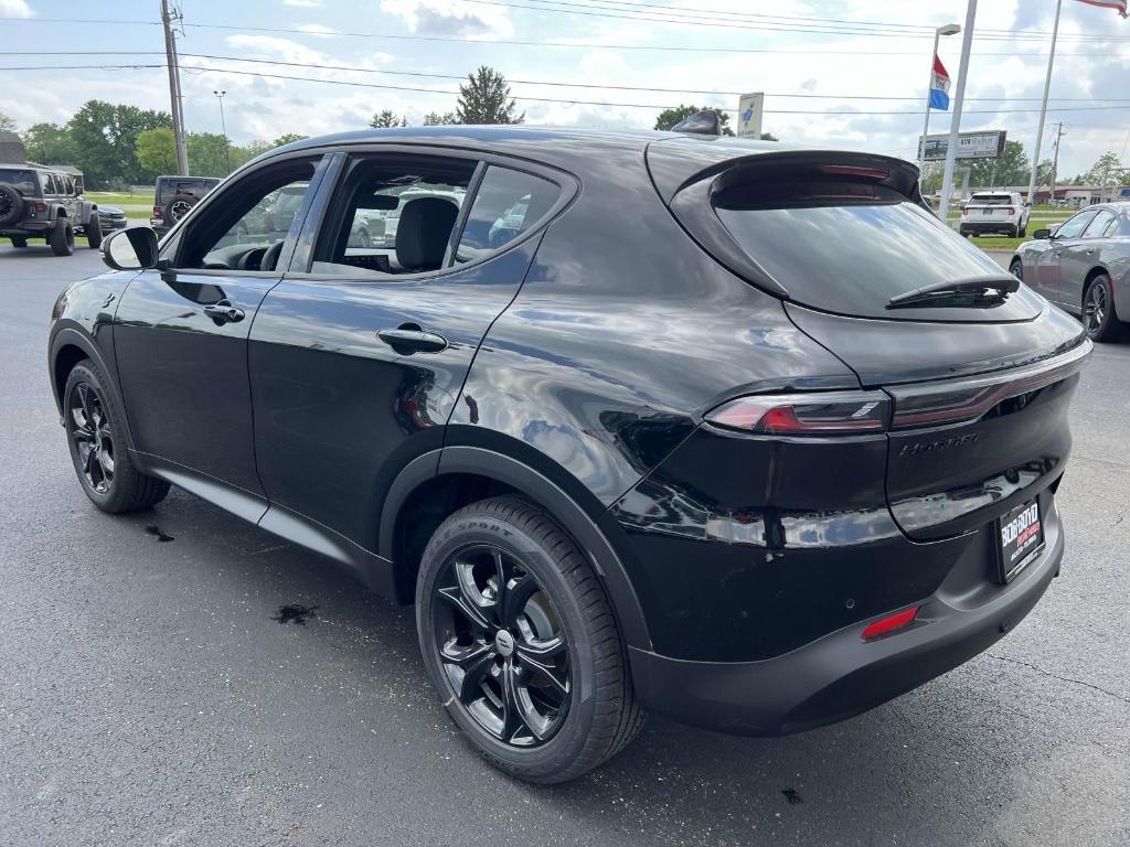 new 2025 Dodge Hornet car, priced at $31,980