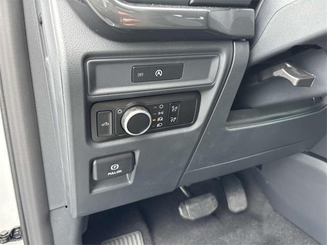 new 2025 Ford F-150 car, priced at $50,045