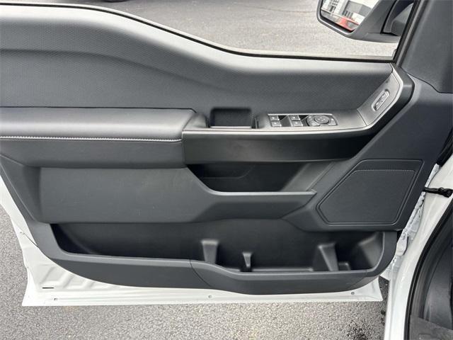 new 2025 Ford F-150 car, priced at $50,045