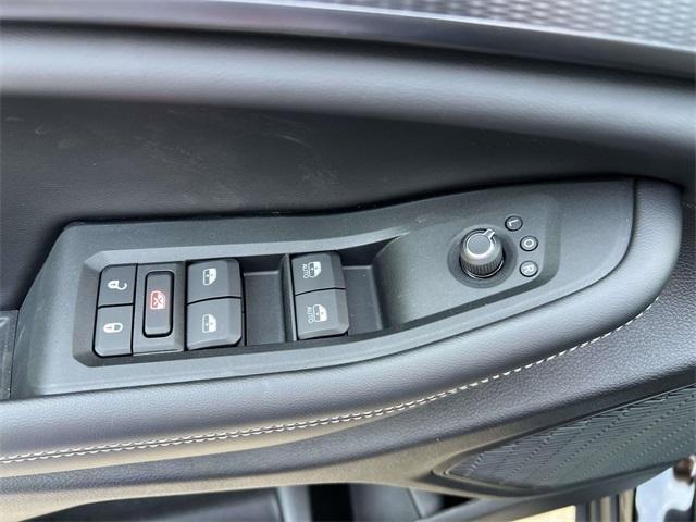 new 2025 Jeep Grand Cherokee car, priced at $41,995