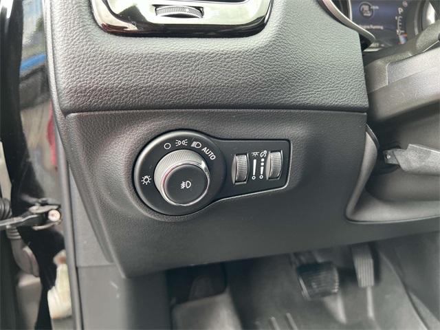 used 2020 Jeep Compass car, priced at $19,995