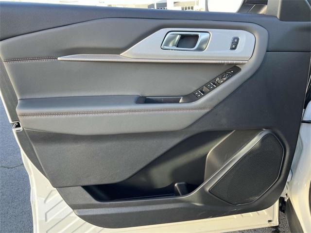 new 2025 Ford Explorer car, priced at $41,236