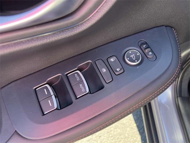 used 2025 Honda HR-V car, priced at $27,726