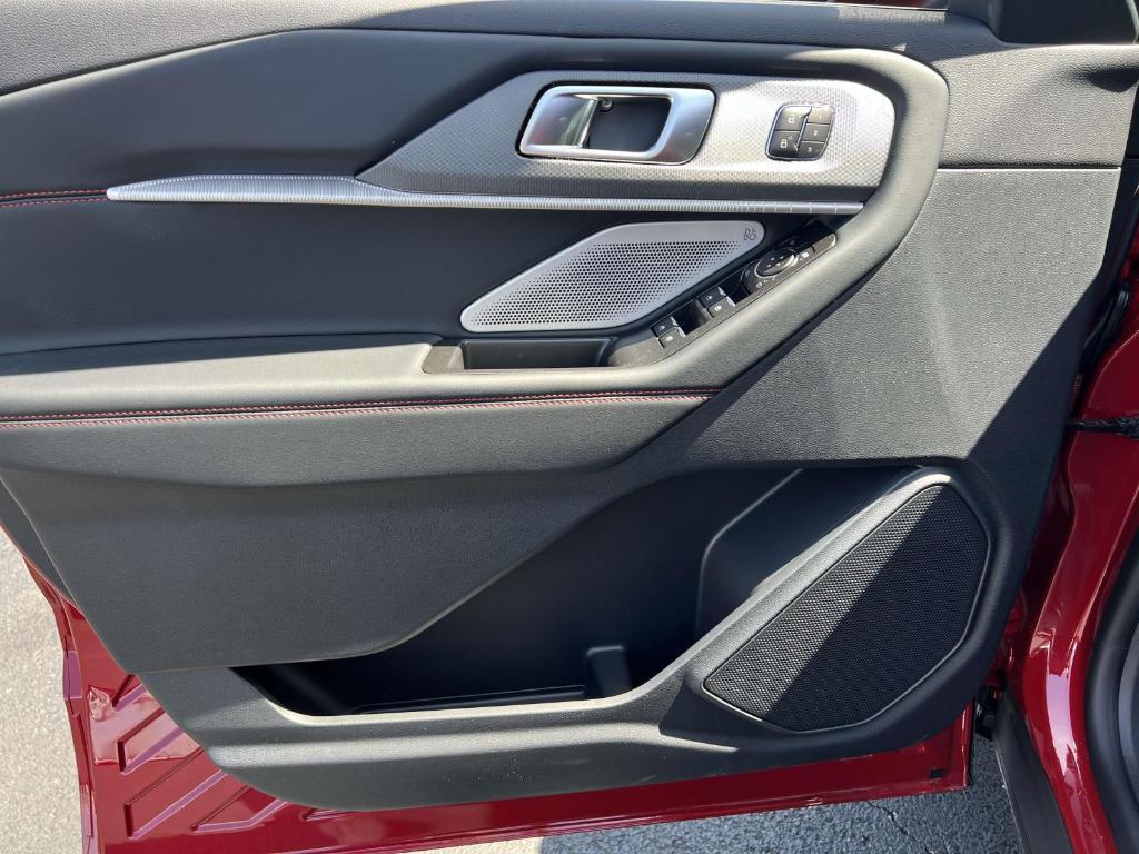 new 2025 Ford Explorer car, priced at $57,831