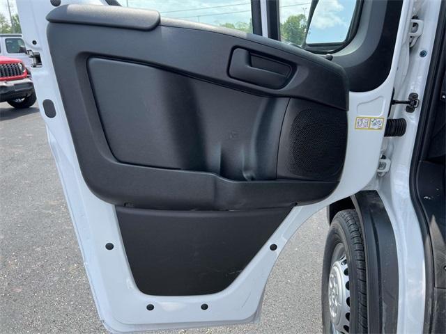 new 2025 Ram ProMaster 2500 car, priced at $51,149