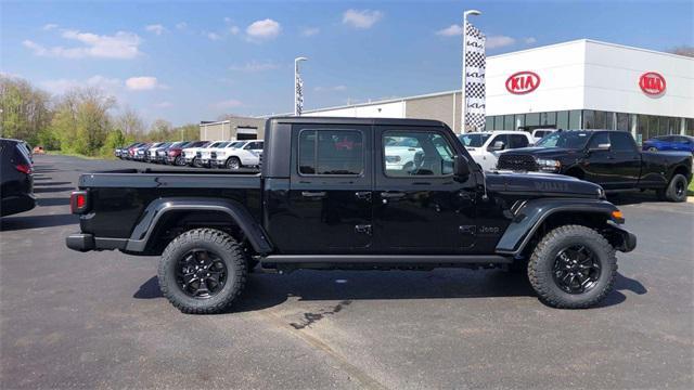 new 2023 Jeep Gladiator car, priced at $51,918