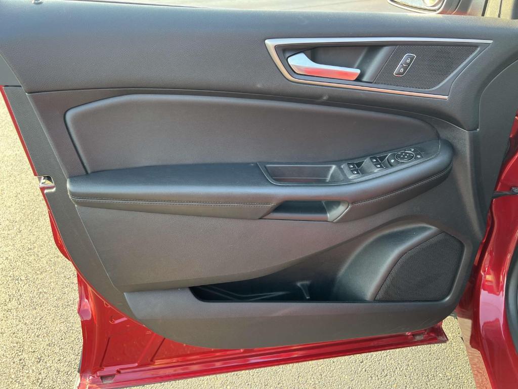 used 2022 Ford Edge car, priced at $19,900