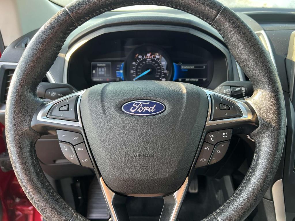 used 2022 Ford Edge car, priced at $19,900