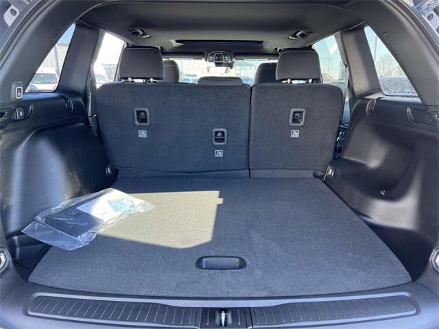 new 2025 Jeep Grand Cherokee car, priced at $40,374