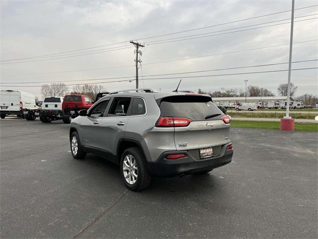 used 2015 Jeep Cherokee car, priced at $10,900