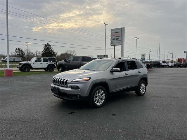 used 2015 Jeep Cherokee car, priced at $10,900