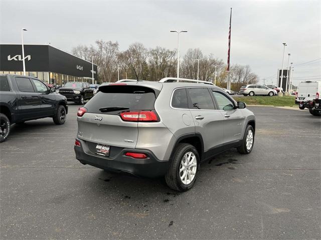 used 2015 Jeep Cherokee car, priced at $10,900