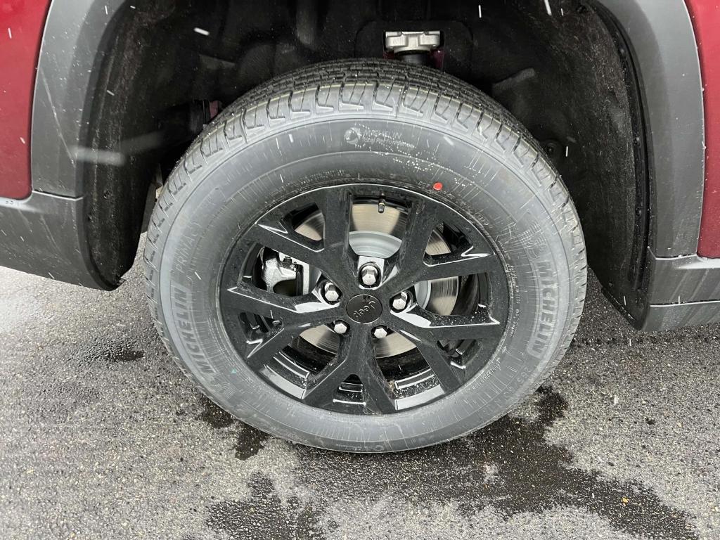 new 2025 Jeep Grand Cherokee L car, priced at $44,676