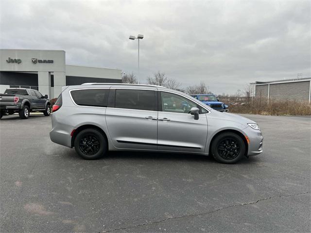 used 2021 Chrysler Pacifica car, priced at $30,000