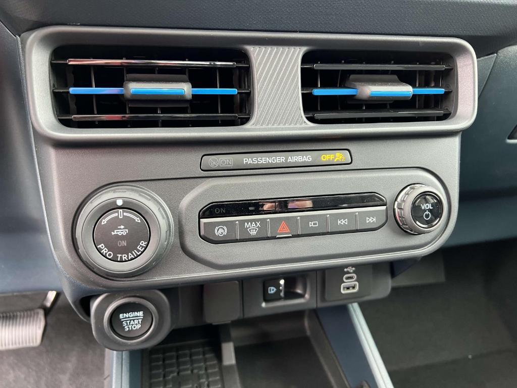 new 2025 Ford Maverick car, priced at $40,642