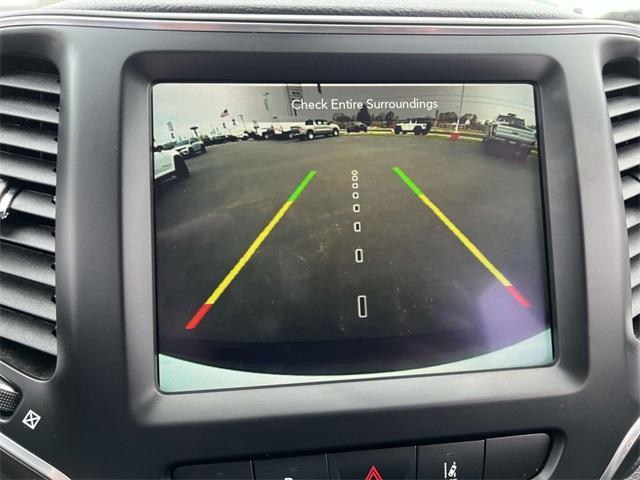 used 2023 Jeep Cherokee car, priced at $24,900