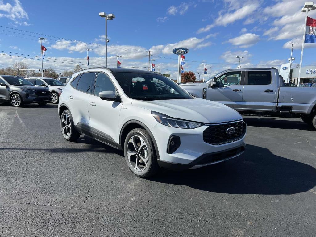 new 2025 Ford Escape car, priced at $35,352