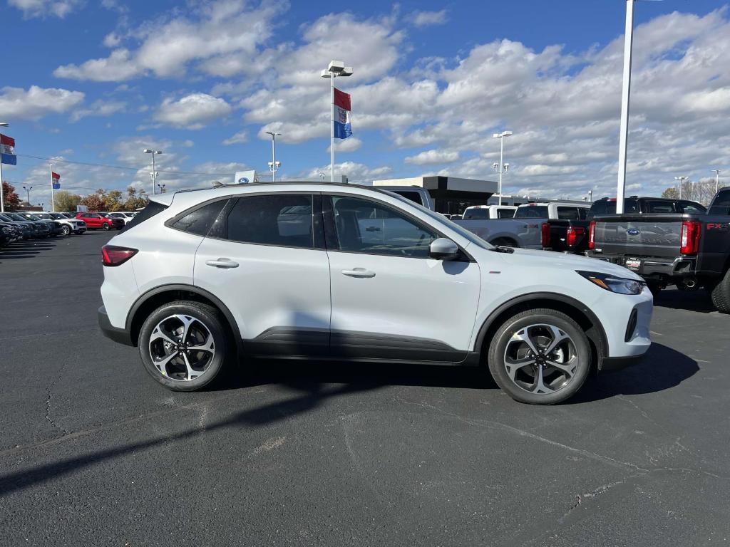 new 2025 Ford Escape car, priced at $35,352