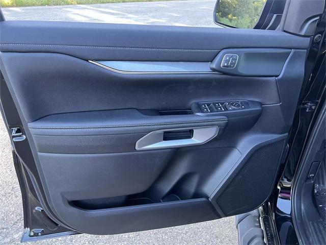 new 2025 Ford Ranger car, priced at $50,155