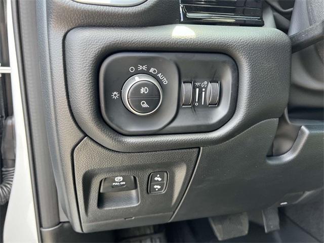 new 2025 Ram 1500 car, priced at $69,615