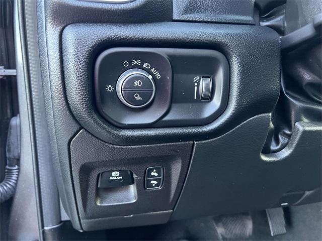 used 2022 Ram 1500 car, priced at $32,000