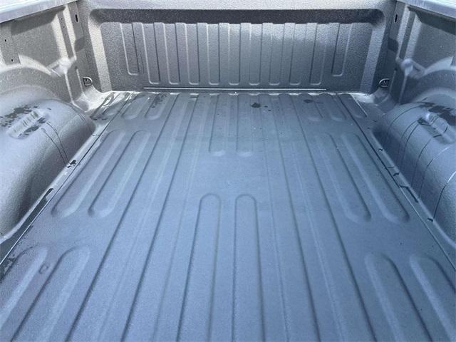 used 2022 Ram 1500 car, priced at $32,000