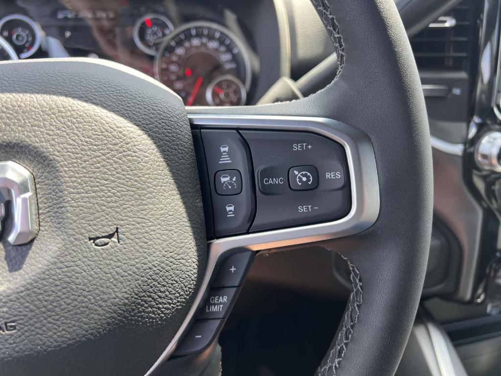 new 2025 Ram 2500 car, priced at $70,613