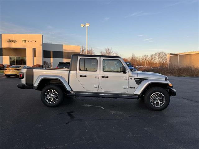 new 2024 Jeep Gladiator car, priced at $44,199