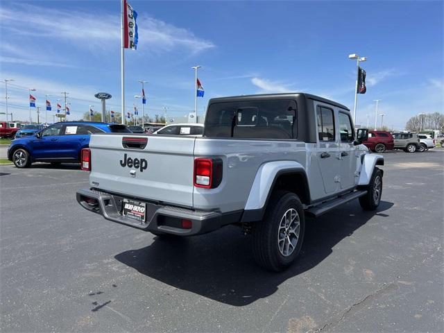 new 2024 Jeep Gladiator car, priced at $49,160