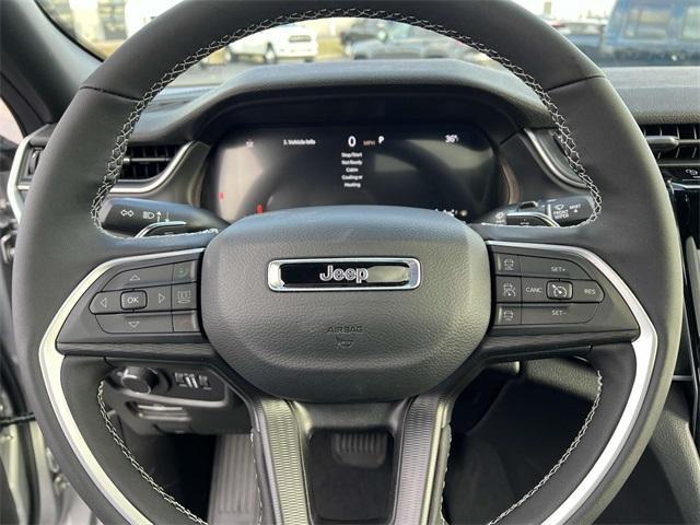 new 2025 Jeep Grand Cherokee car, priced at $46,170