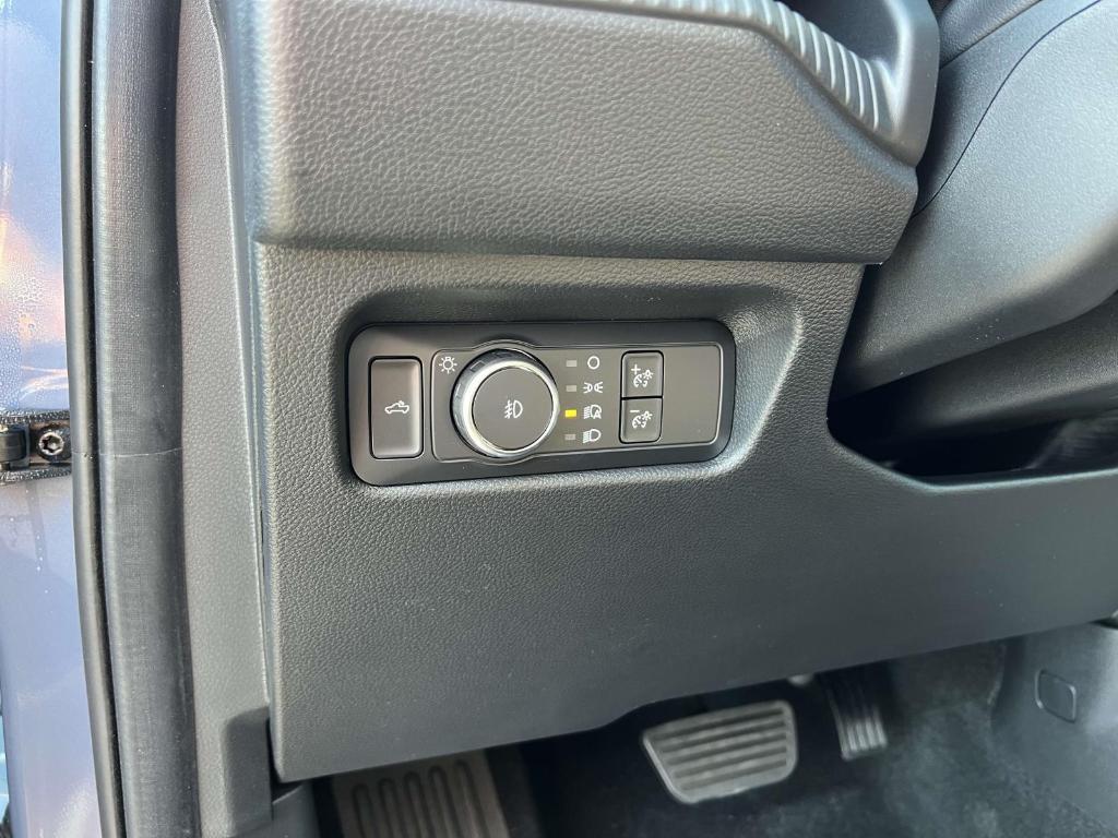 new 2025 Ford Ranger car, priced at $43,301