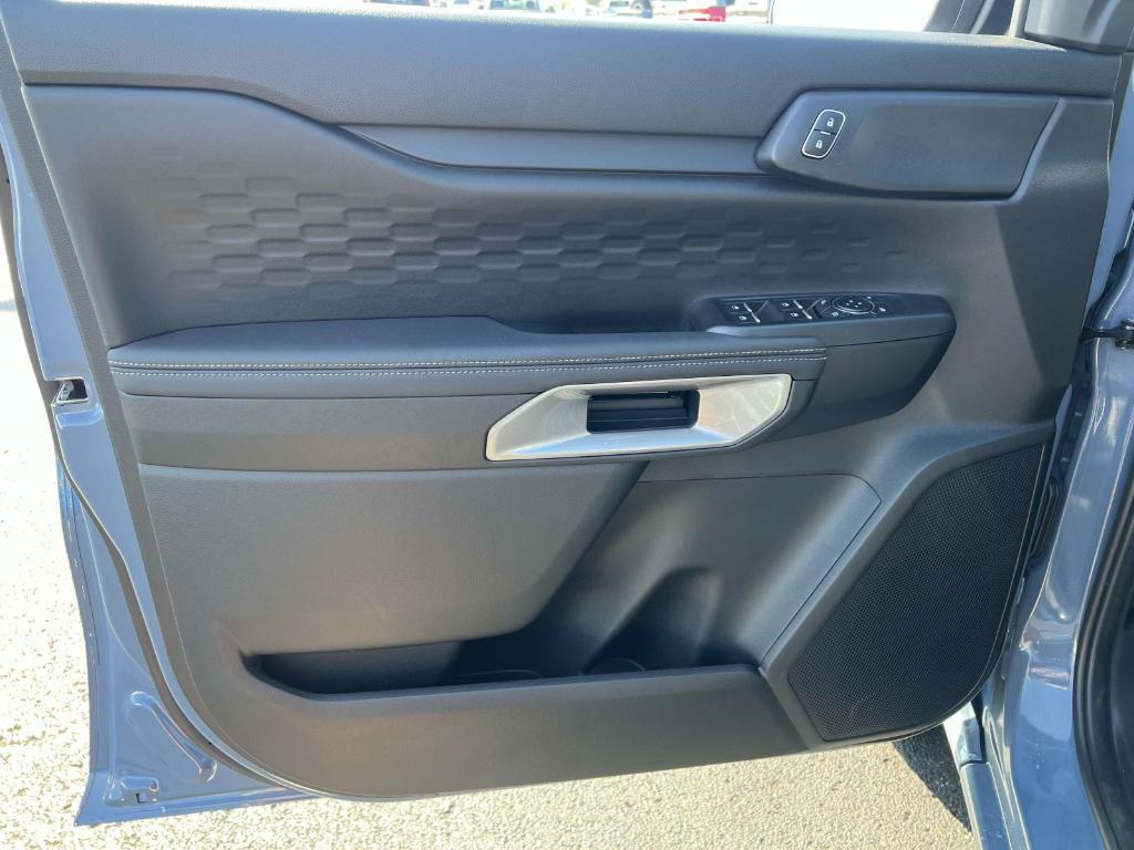 new 2025 Ford Ranger car, priced at $43,301