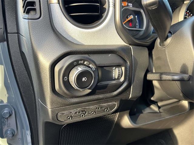 new 2025 Jeep Wrangler car, priced at $47,176