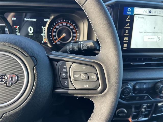 new 2025 Jeep Wrangler car, priced at $47,176