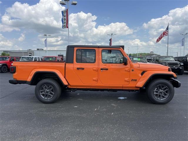new 2025 Jeep Gladiator car, priced at $48,650