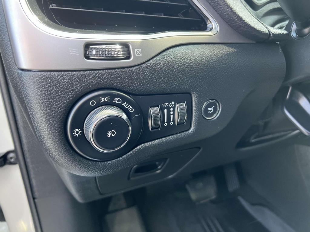 used 2019 Jeep Cherokee car, priced at $21,000