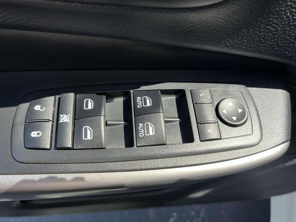 used 2019 Jeep Cherokee car, priced at $21,000
