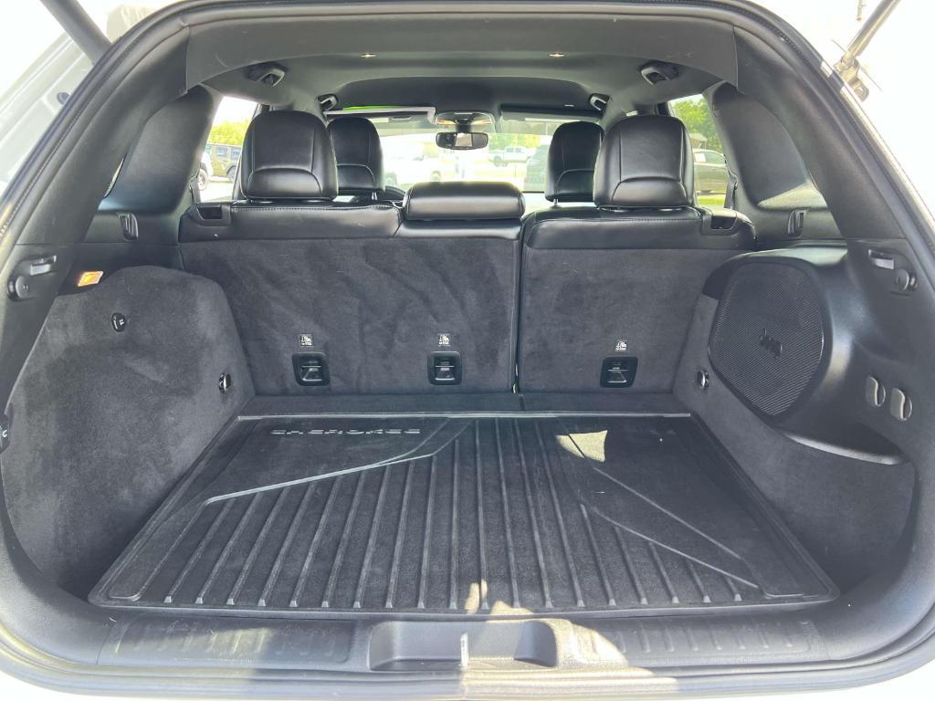 used 2019 Jeep Cherokee car, priced at $21,000