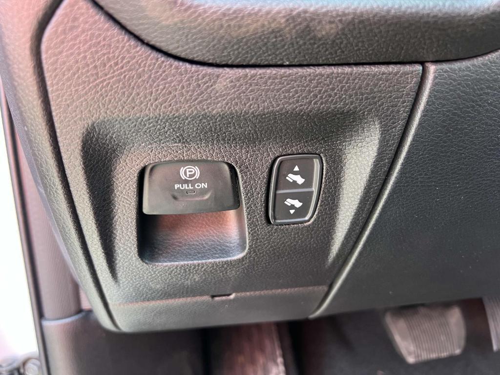 new 2025 Ram 1500 car, priced at $59,252