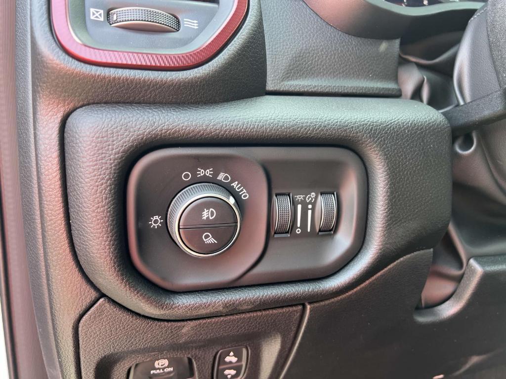 new 2025 Ram 1500 car, priced at $59,252