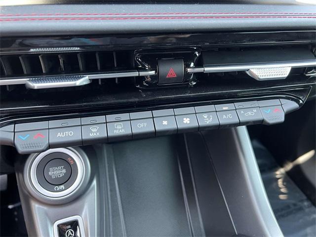 new 2025 Dodge Hornet car