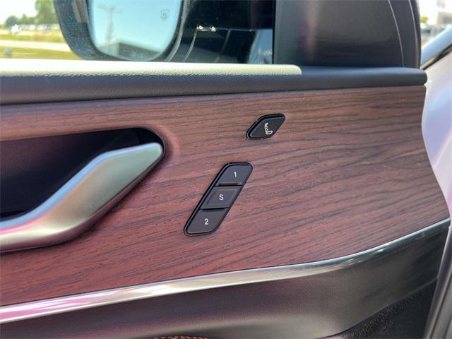 new 2025 Jeep Grand Cherokee car, priced at $65,259
