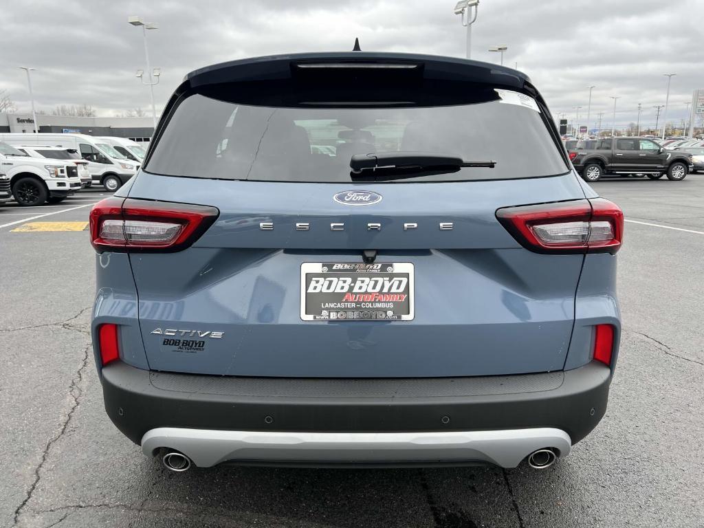 new 2025 Ford Escape car, priced at $30,901