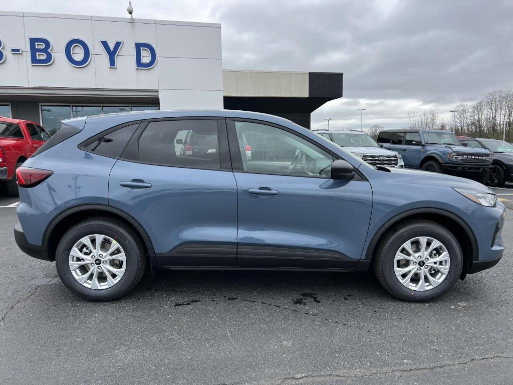 new 2025 Ford Escape car, priced at $30,901