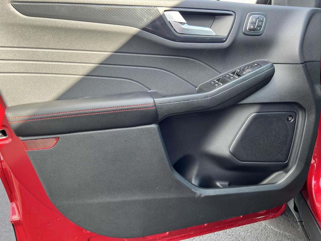 new 2025 Ford Escape car, priced at $35,415