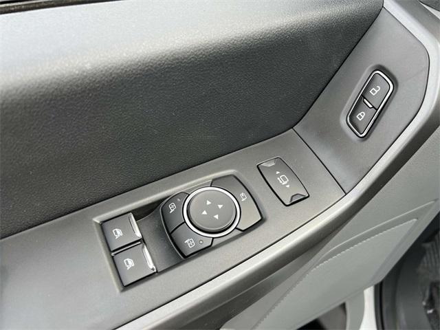 new 2025 Ford F-250 car, priced at $57,620