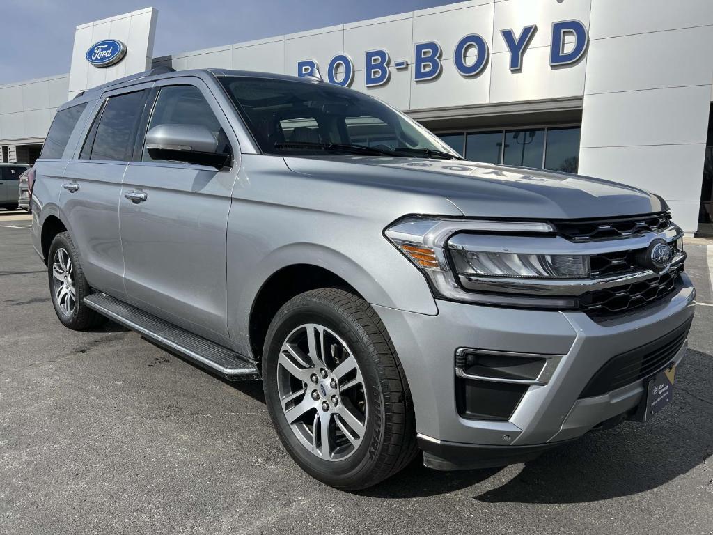 used 2023 Ford Expedition car, priced at $40,811