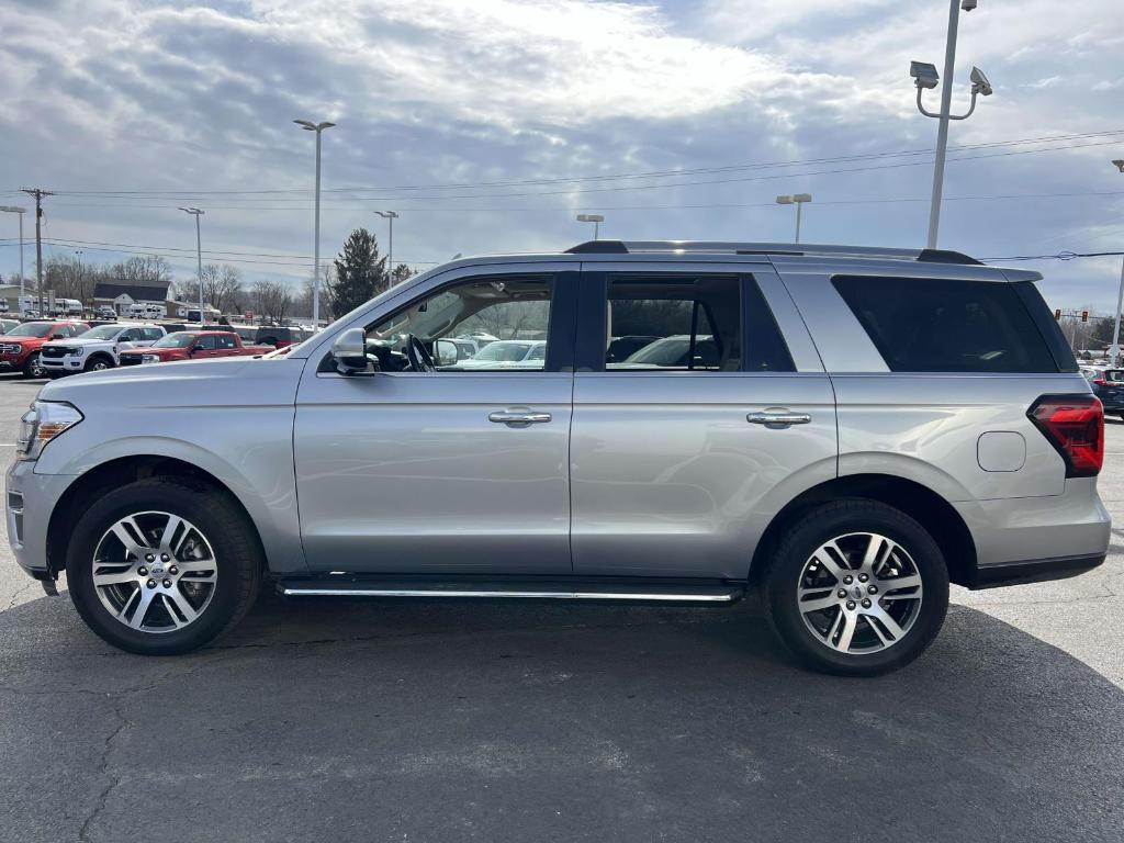used 2023 Ford Expedition car, priced at $40,811